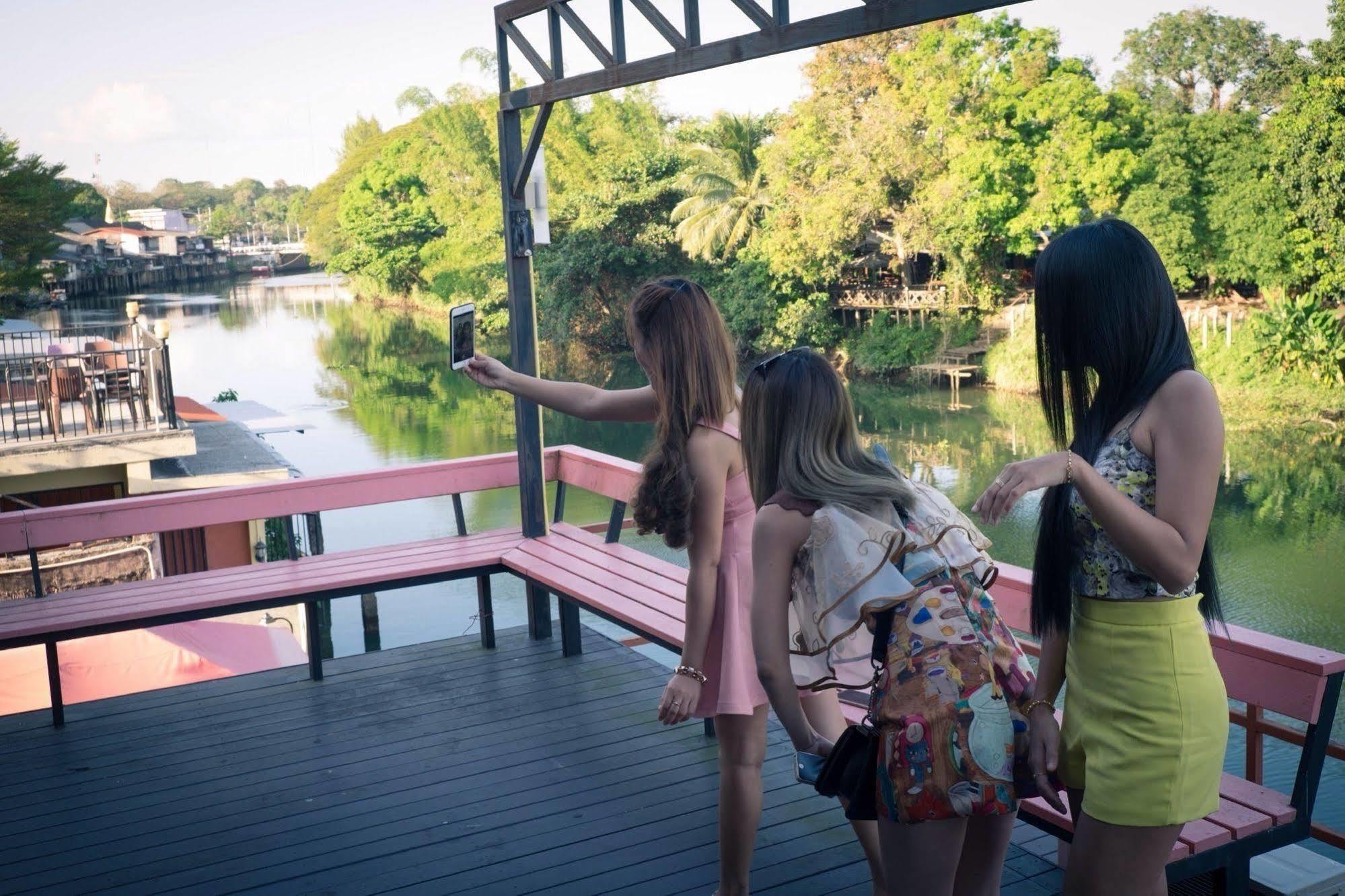 Oyo 671 Laluna River House Chanthaburi Dış mekan fotoğraf